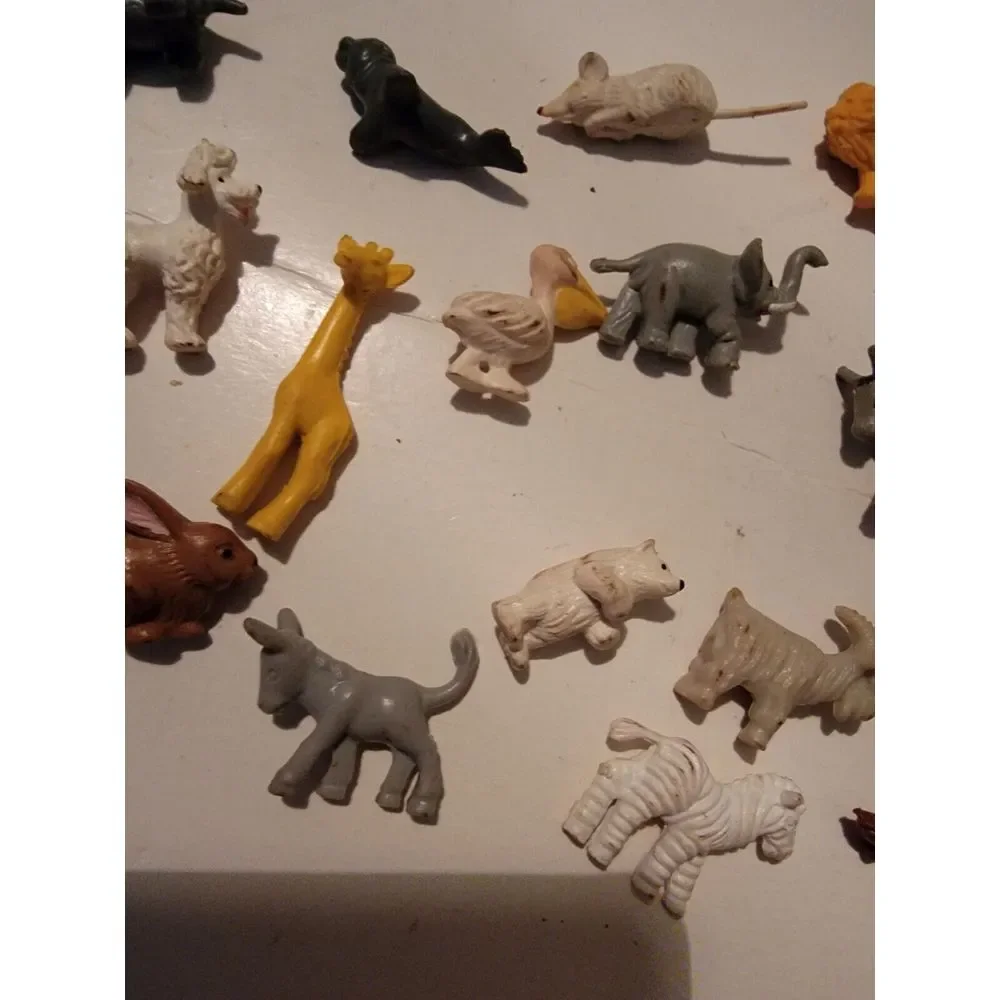 Lot Of 15 Vintage Mini Animals For Train Display Village Farm Wildlife Tiny